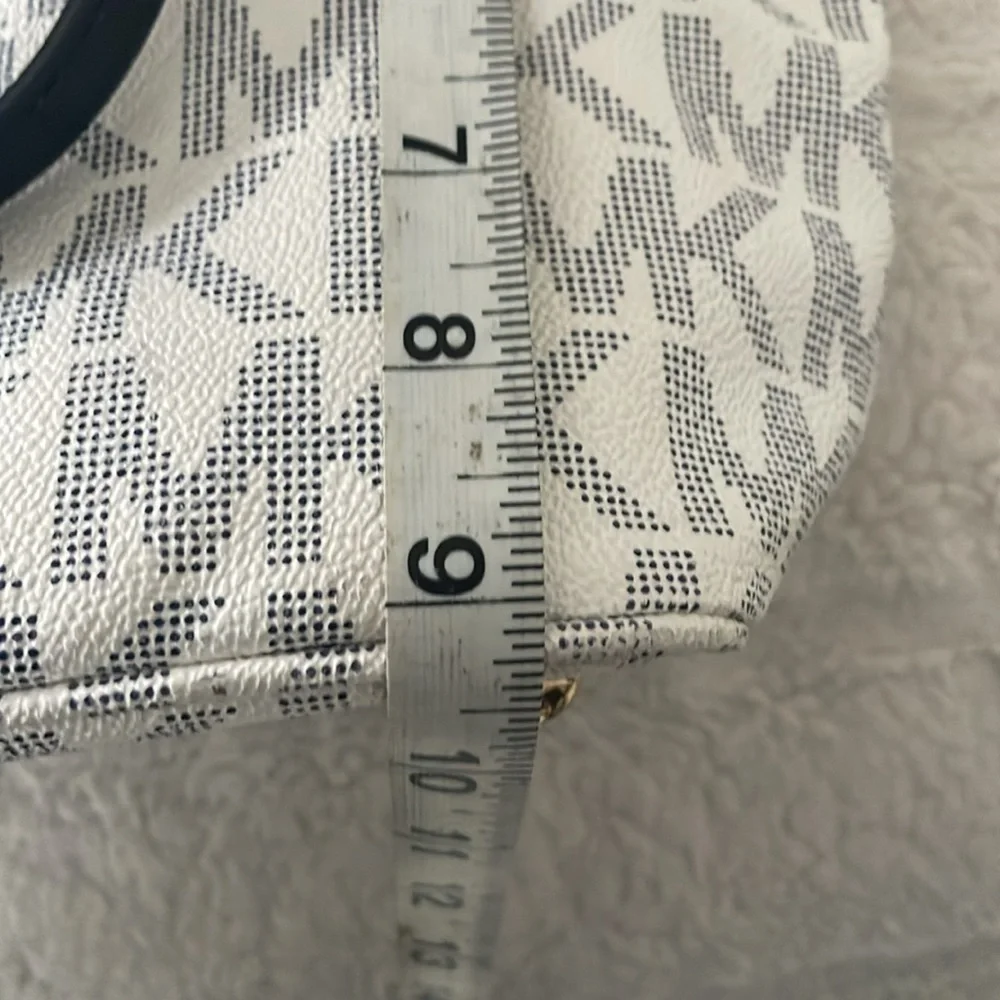 Michael Kors white and navy small tote purse - Picture 8 of 8